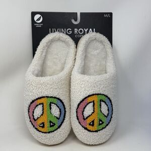 Living Royal Cozy Slippers Womens Size Medium Large 9 - 12 Ivory Peace Sign